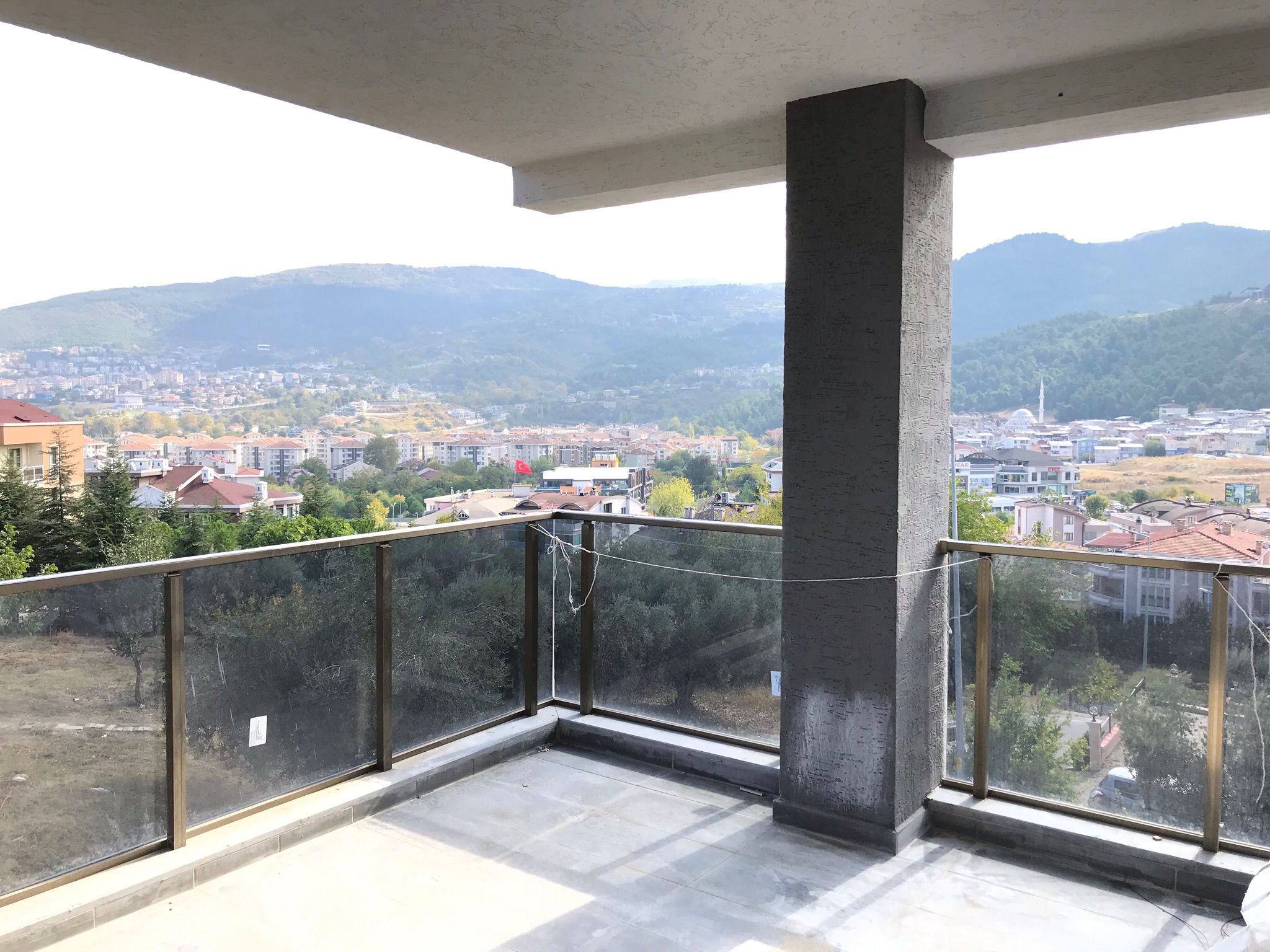Landscape view 3+1 Flat for sale in Bursa (Second floor)